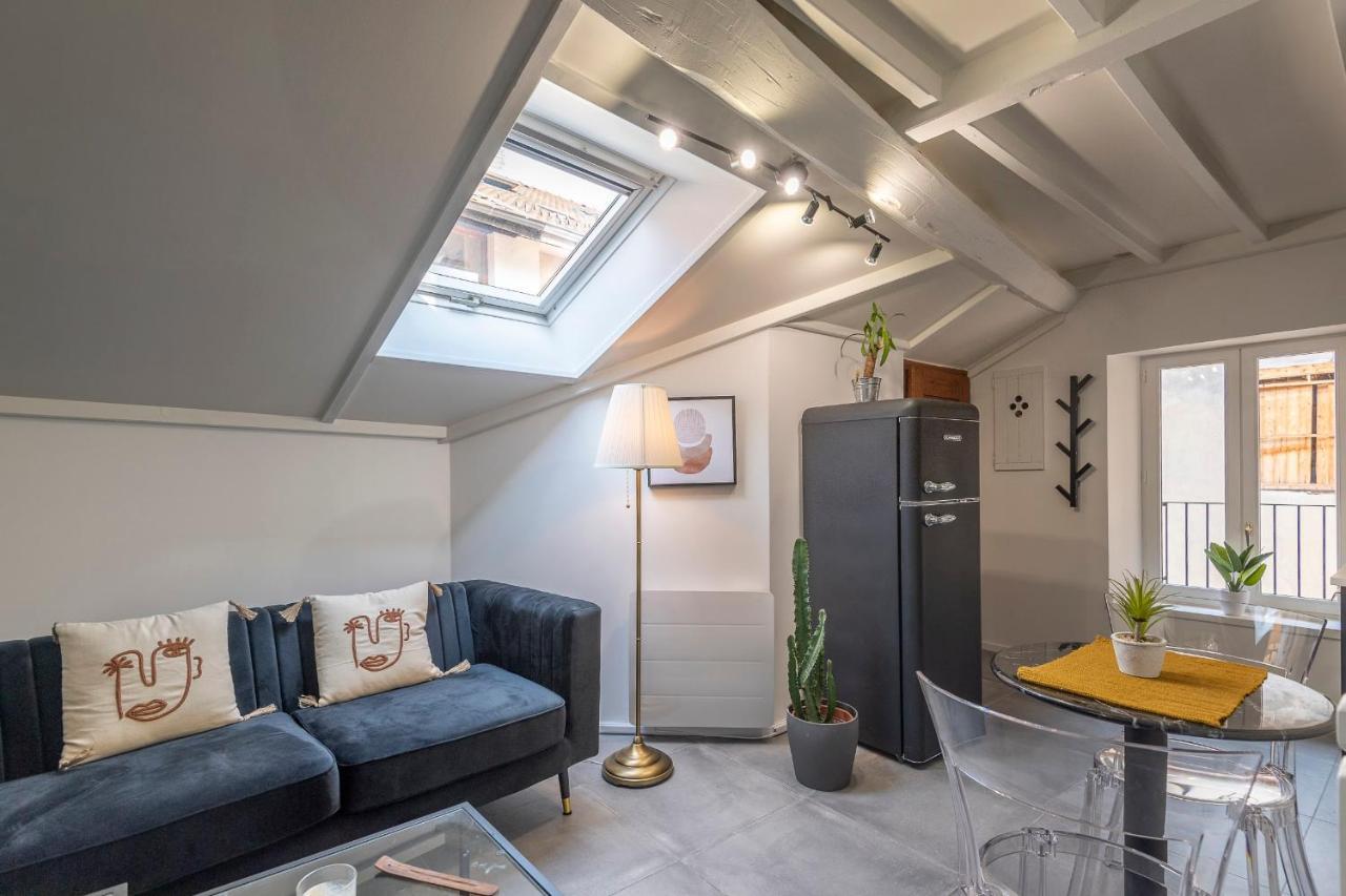 Joli Appartement T2 au cœur de la vieille ville dAnnecy proche du lac Extérieur photo