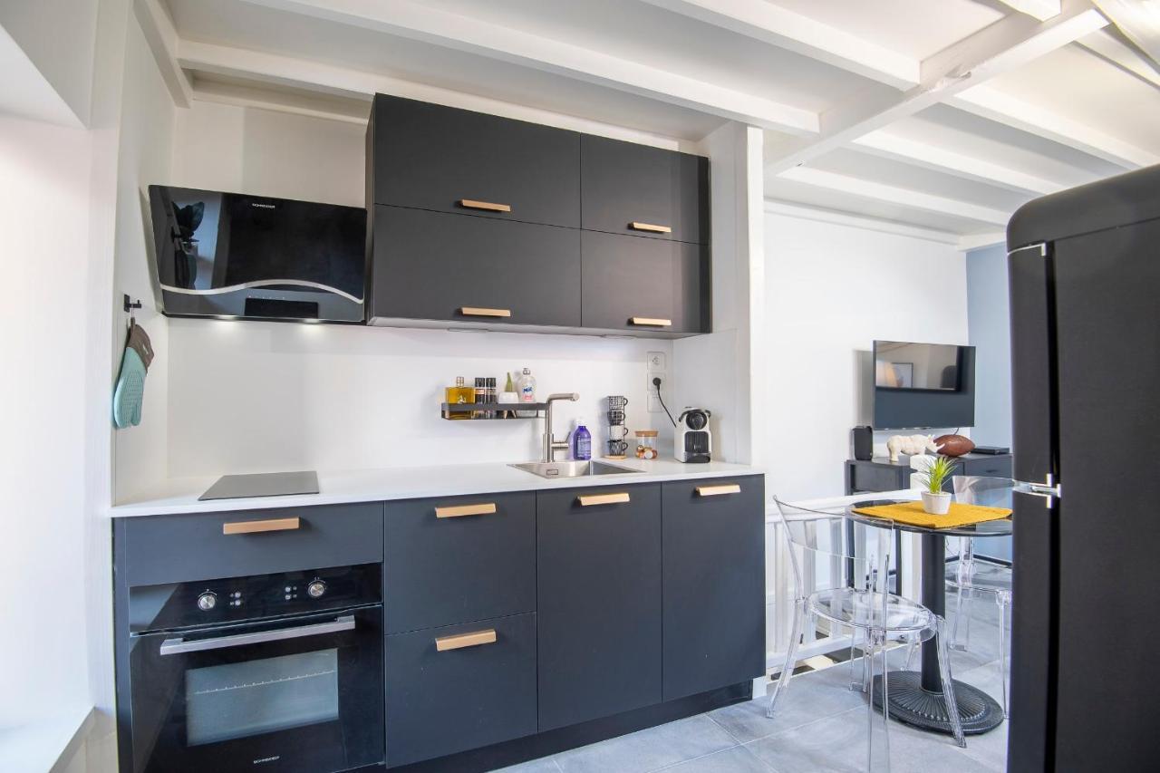 Joli Appartement T2 au cœur de la vieille ville dAnnecy proche du lac Extérieur photo