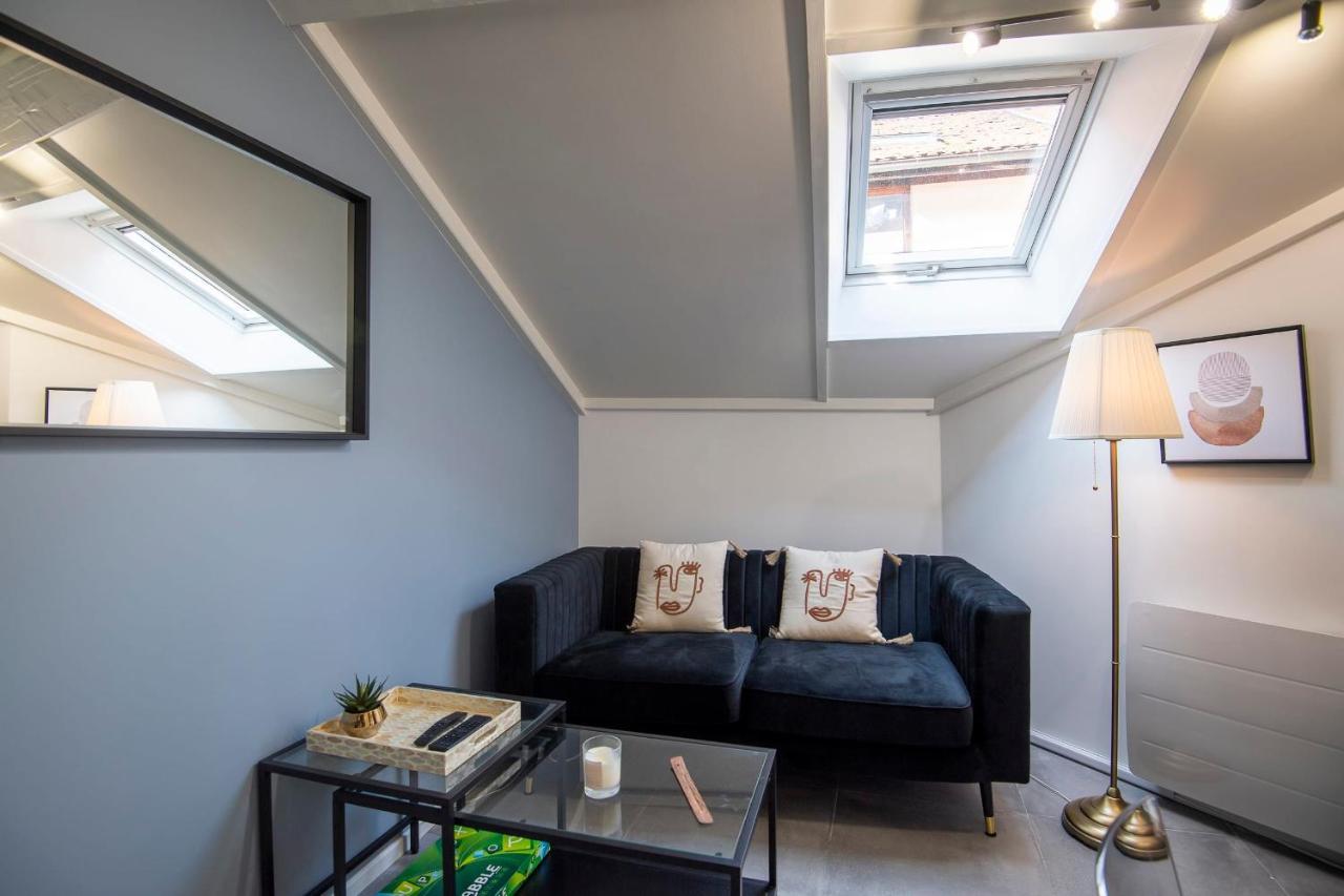 Joli Appartement T2 au cœur de la vieille ville dAnnecy proche du lac Extérieur photo